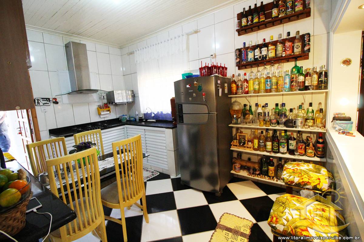 Casa no bairro Ribamar, Lado Linha