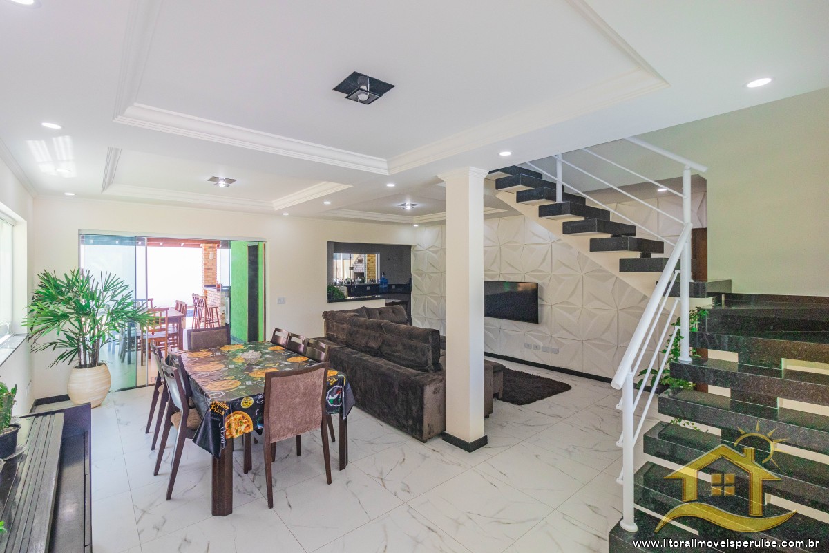 Casa no bairro Residencial Três Marias, Pós Linha
