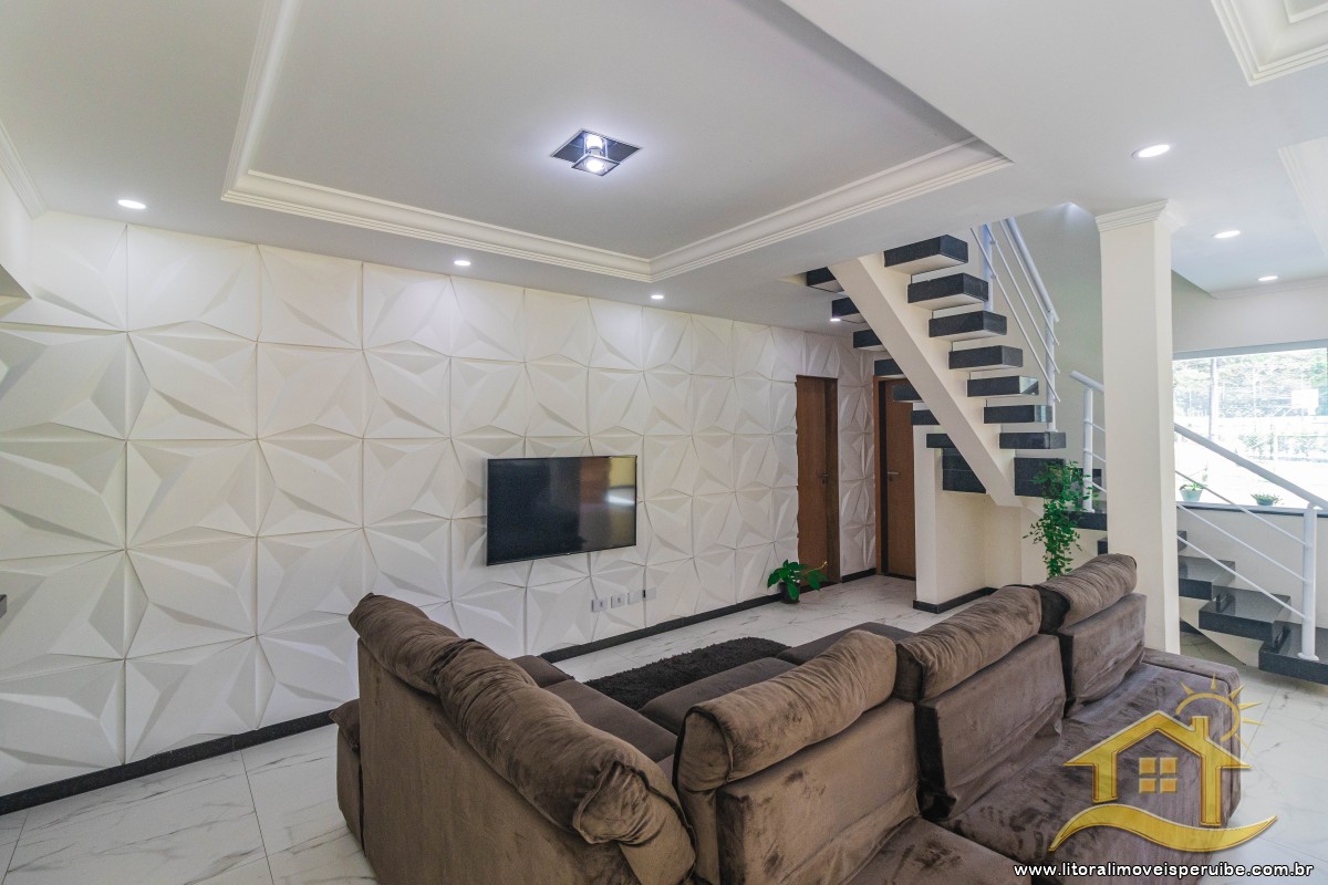 Casa no bairro Residencial Três Marias, Pós Linha