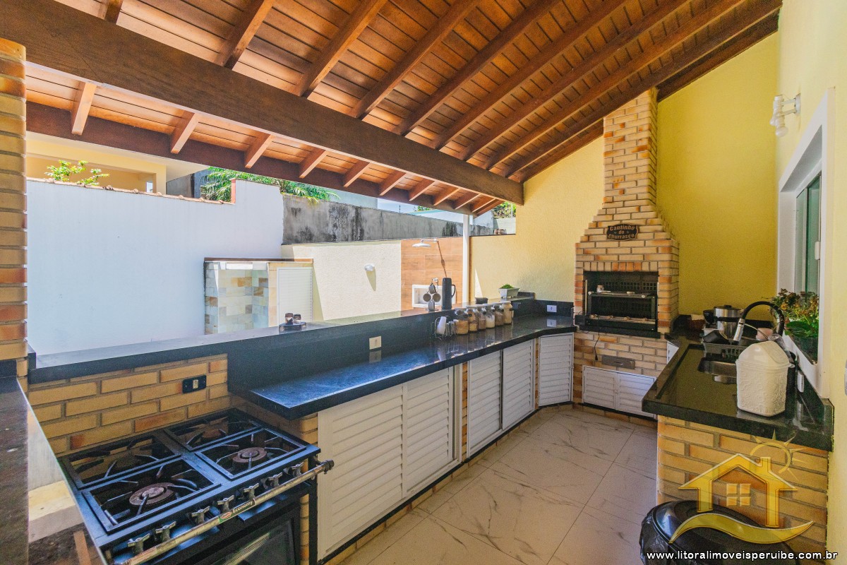 Casa no bairro Residencial Três Marias, Pós Linha