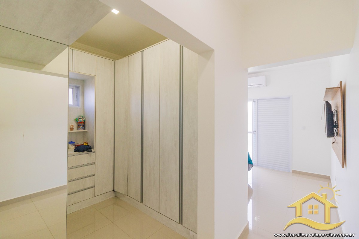 Casa no bairro Jardim São Luiz, Pós Linha