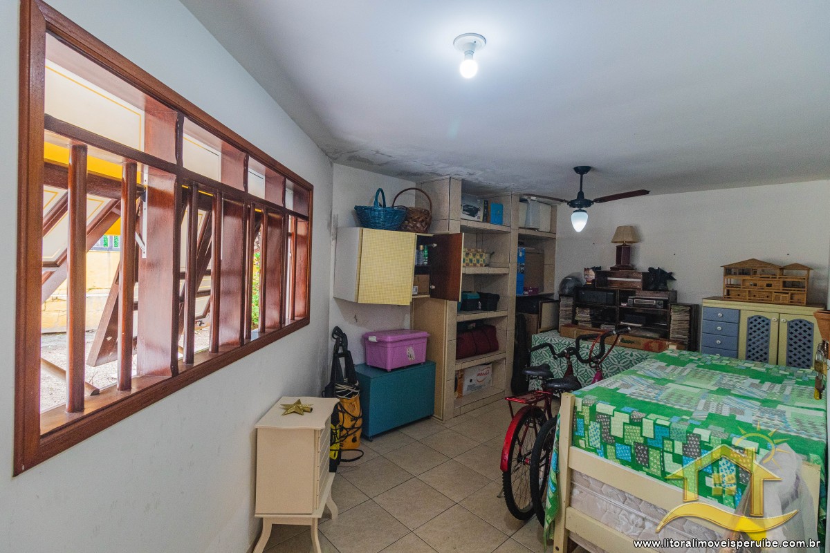 Casa no bairro Stella Maris, Lado Linha