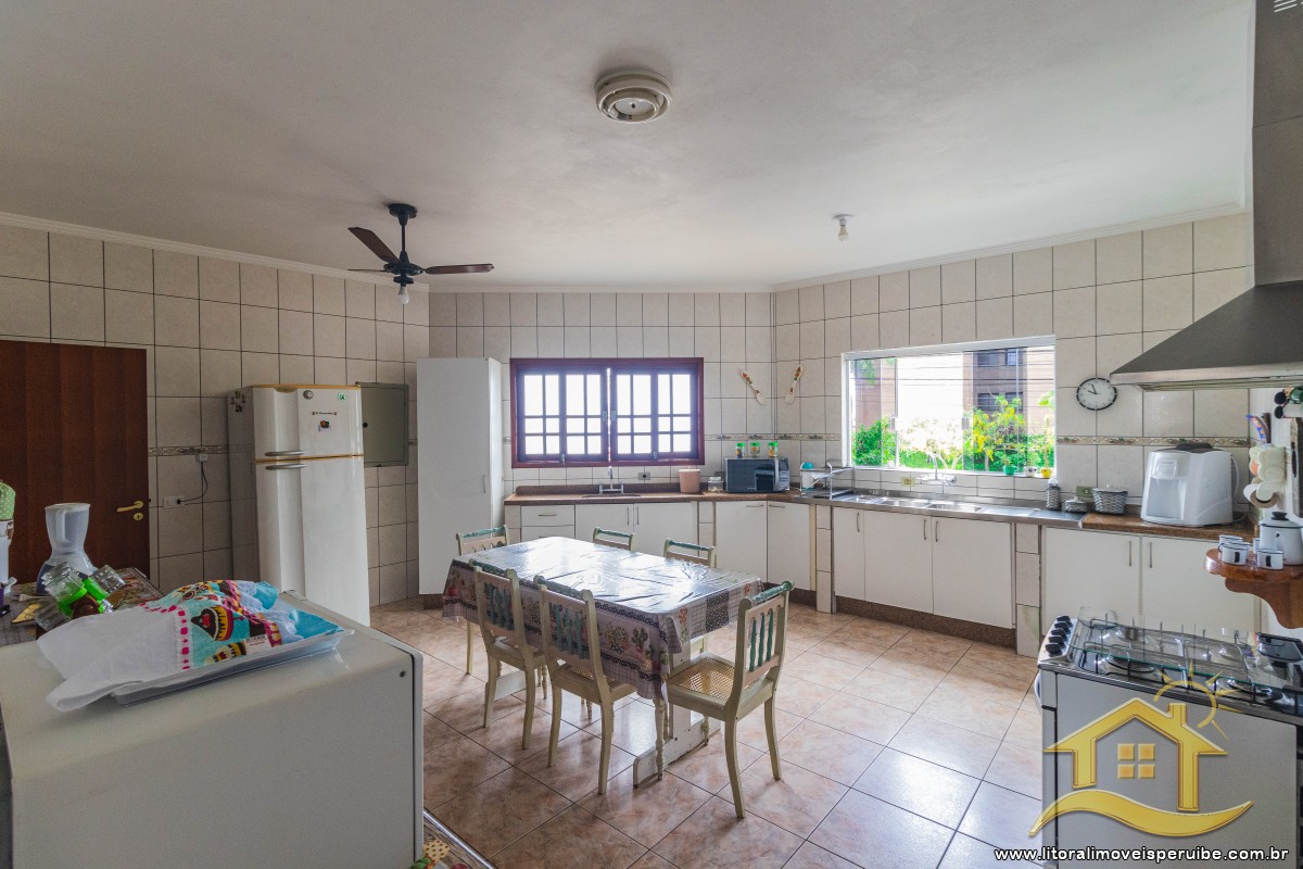 Casa no bairro Stella Maris, Lado Linha