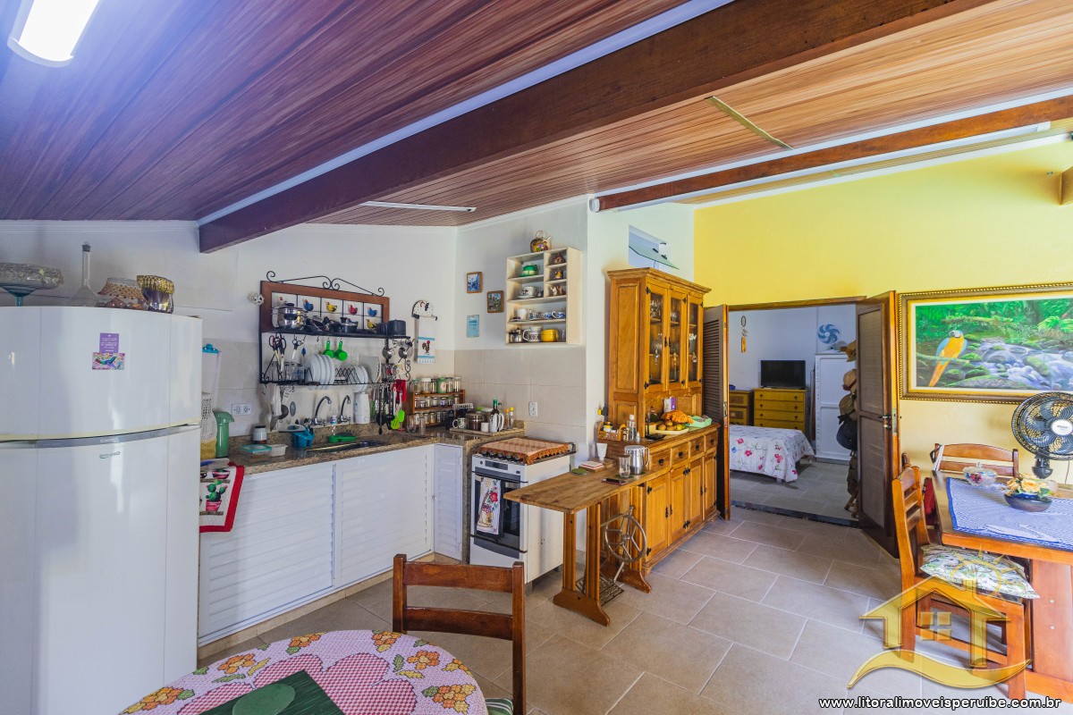 Casa no bairro São João Batista, Lado Praia