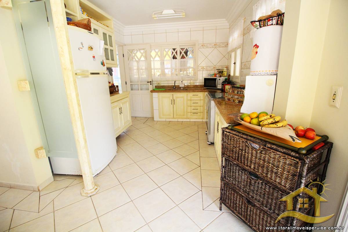 Casa no bairro Oásis, Lado Linha