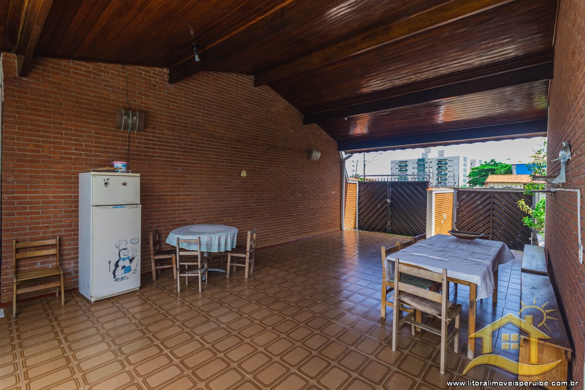 Casa no bairro Oásis, Lado Linha