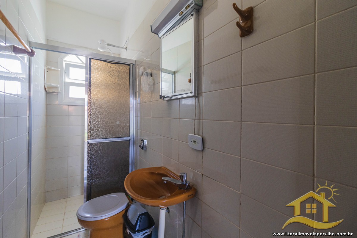 Casa no bairro Oásis, Lado Linha