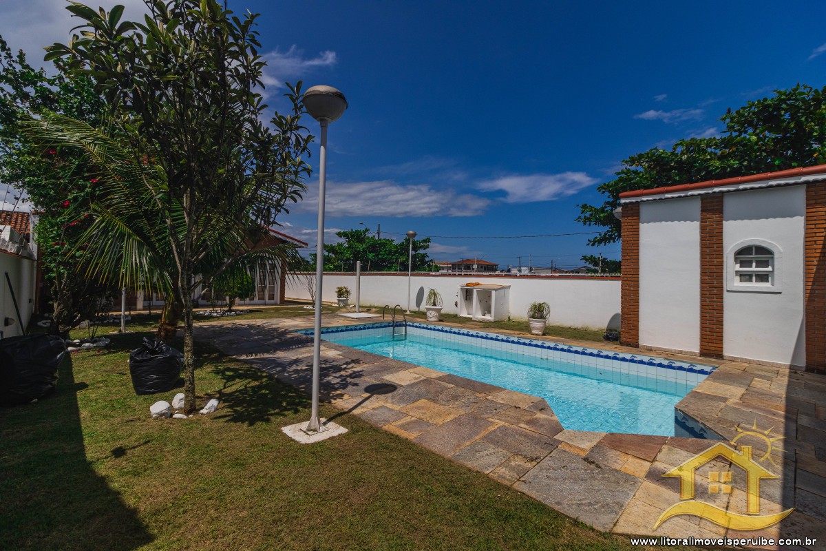 Casa no bairro Oásis, Lado Linha