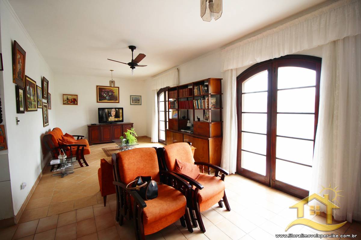 Casa no bairro Arpoador, Lado Linha