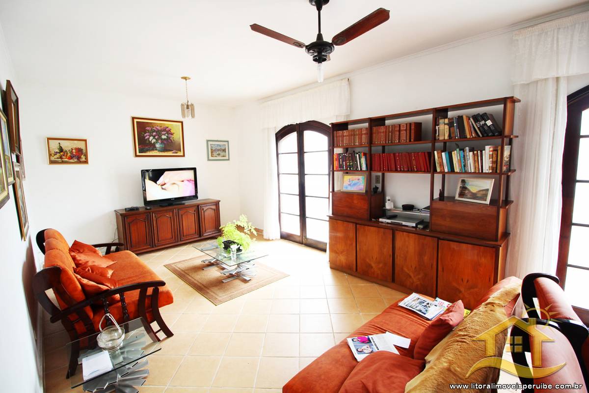 Casa no bairro Arpoador, Lado Linha