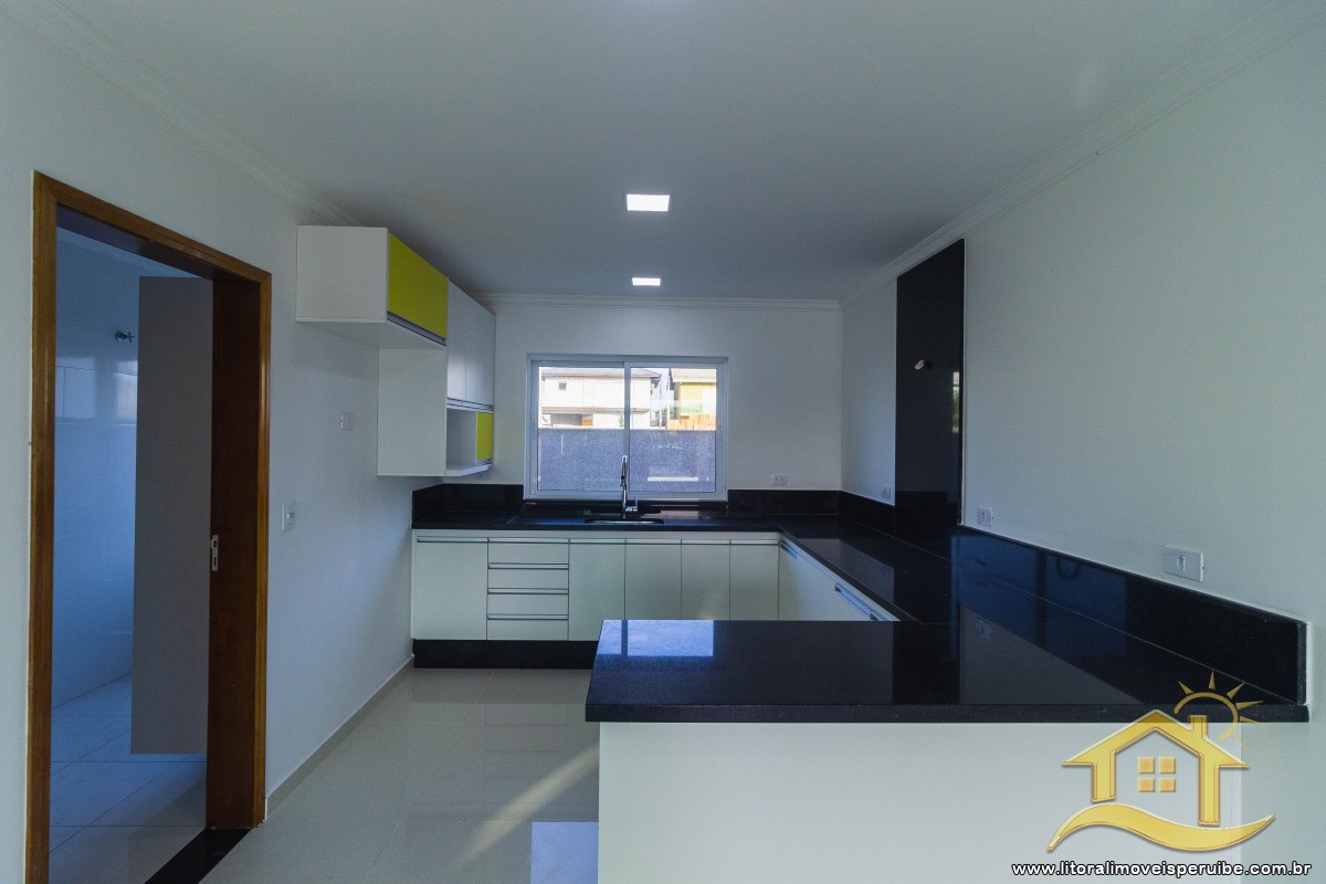 Casa no bairro Bougainvillée IV, Pós Linha