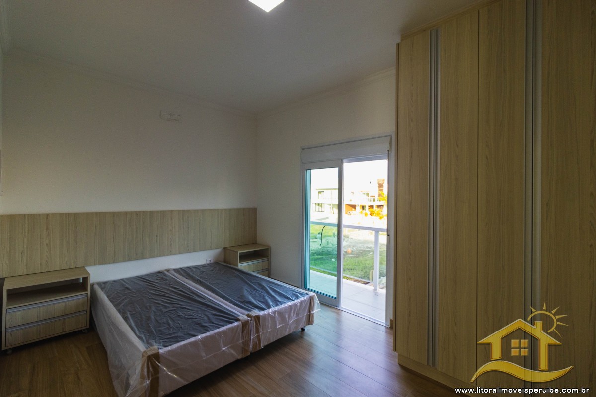 Casa no bairro Bougainvillée IV, Pós Linha