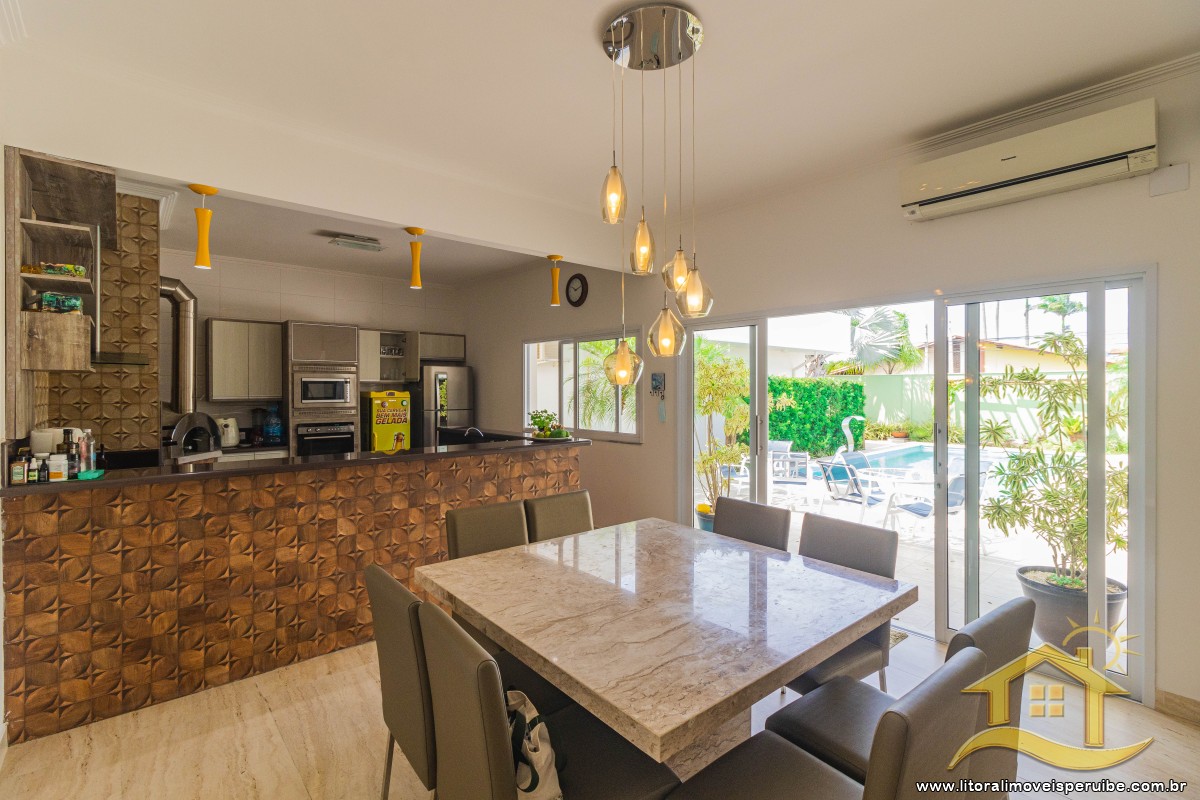 Casa no bairro Três Marias, Lado Linha