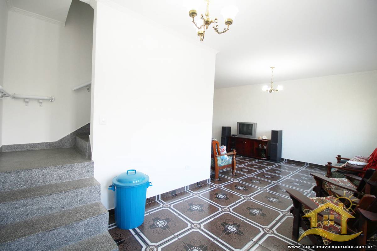 Casa no bairro Flórida, Lado Linha