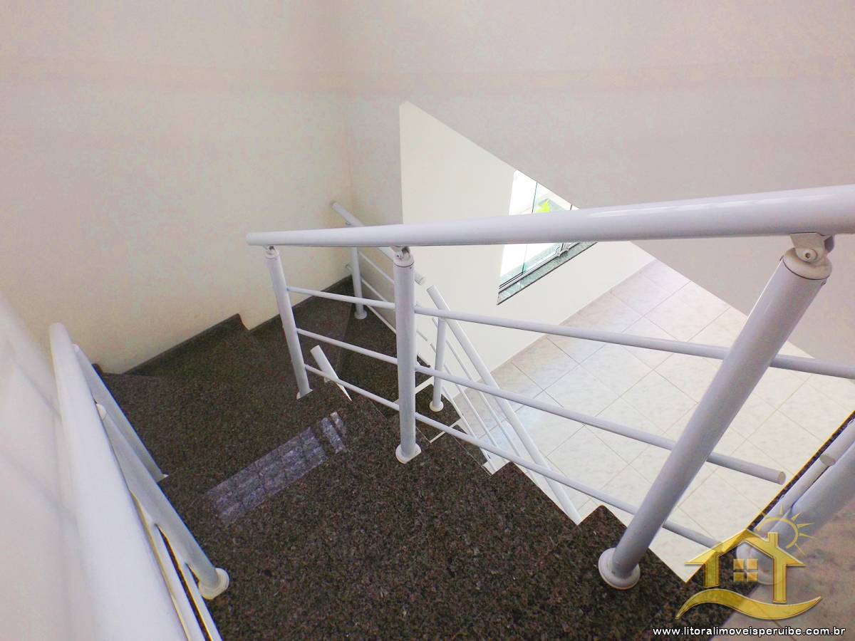 Casa no bairro Centro, Lado Linha