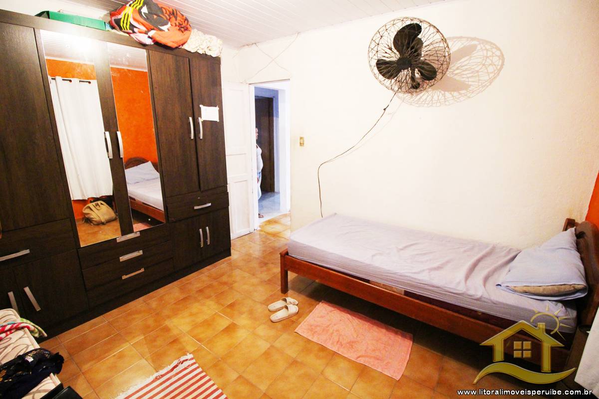 Casa no bairro Centro, Lado Linha
