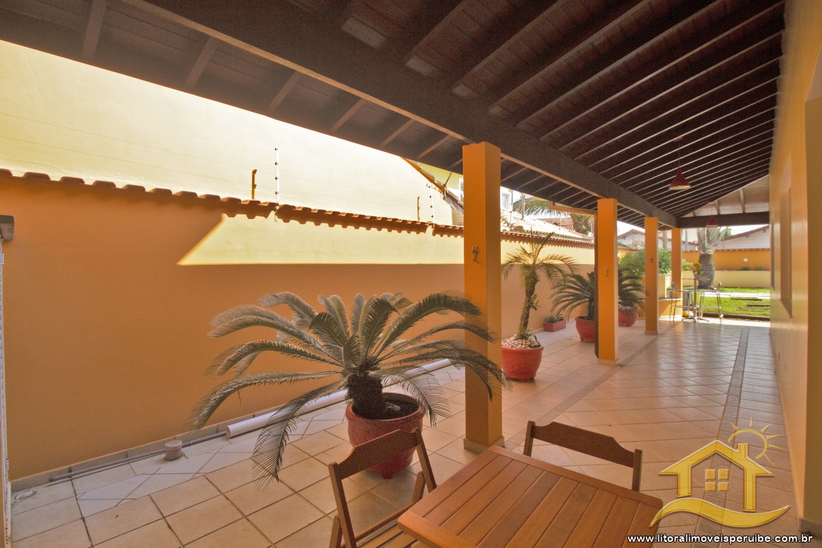 Casa no bairro Oásis, Lado Linha
