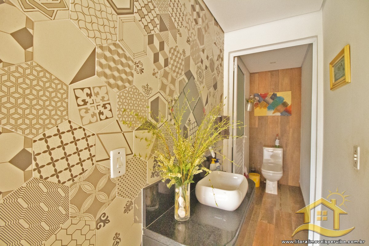 Casa no bairro Oásis, Lado Linha