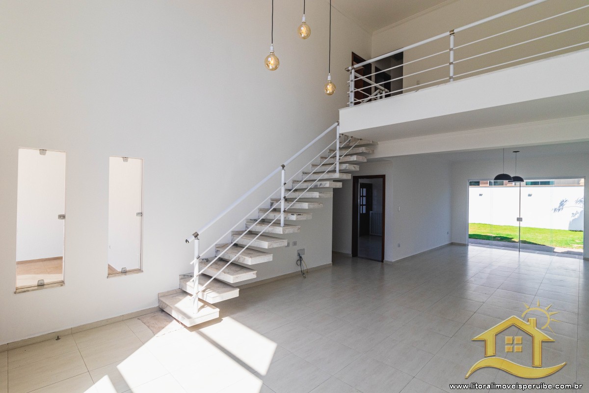 Casa no bairro Residencial Três Marias, Pós Linha