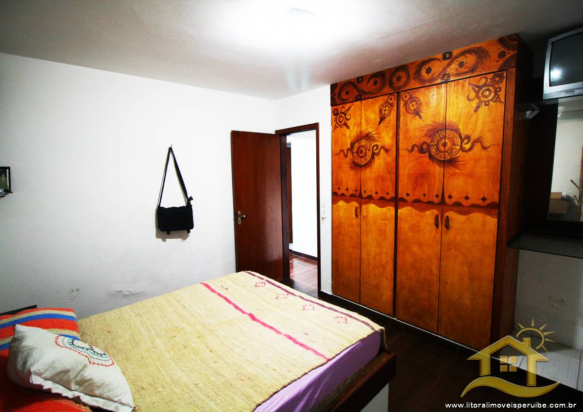 Casa no bairro Centro, Lado Linha