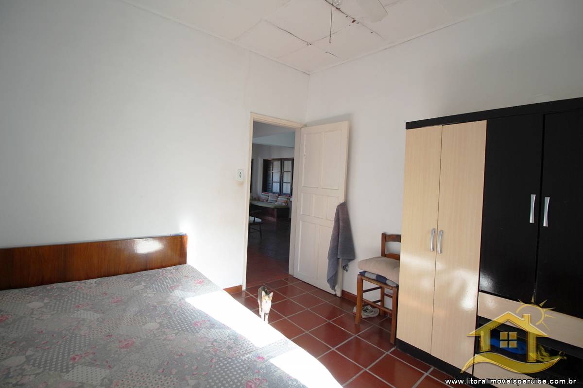 Casa no bairro Belmira Novaes, Lado Linha