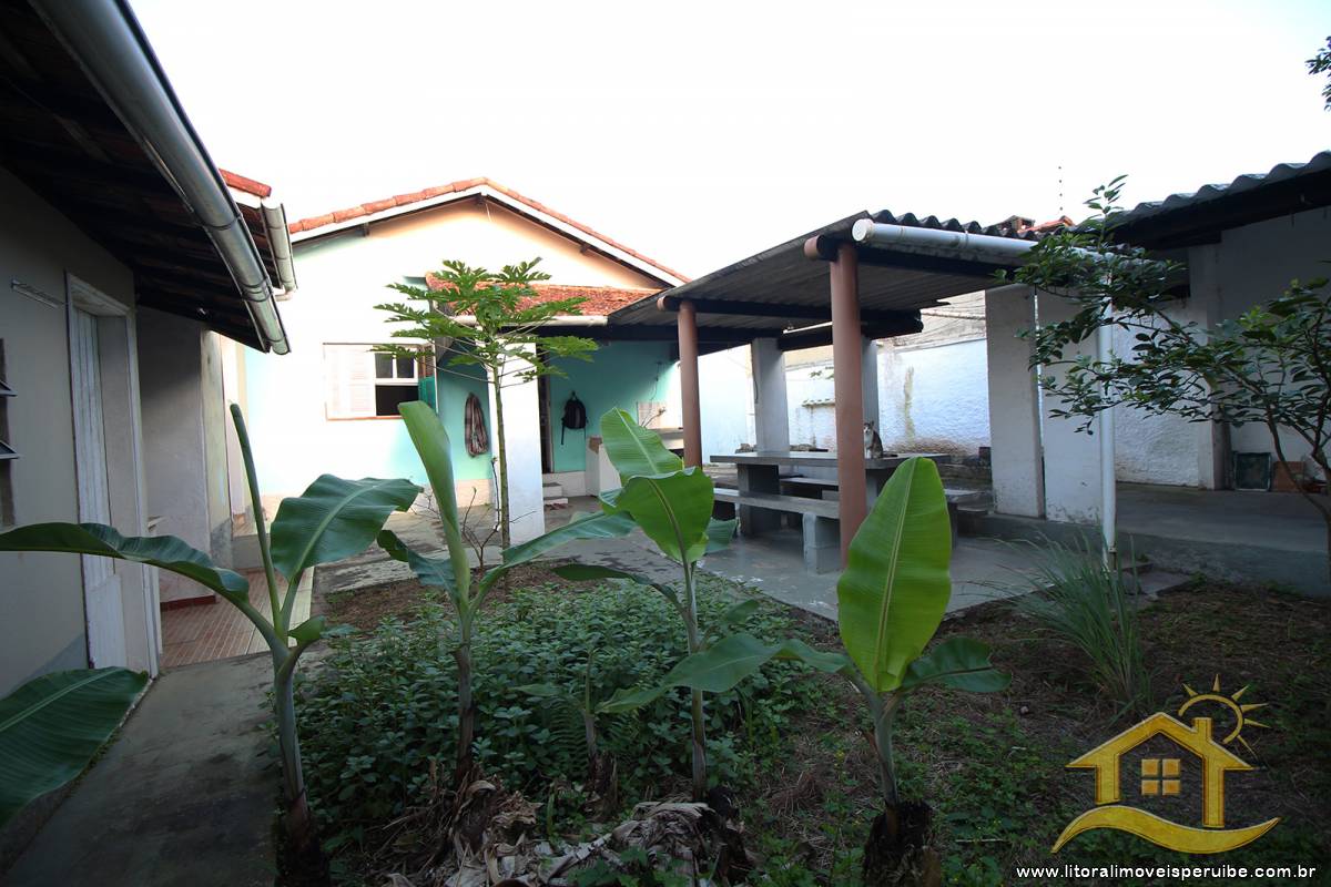 Casa no bairro Belmira Novaes, Lado Linha