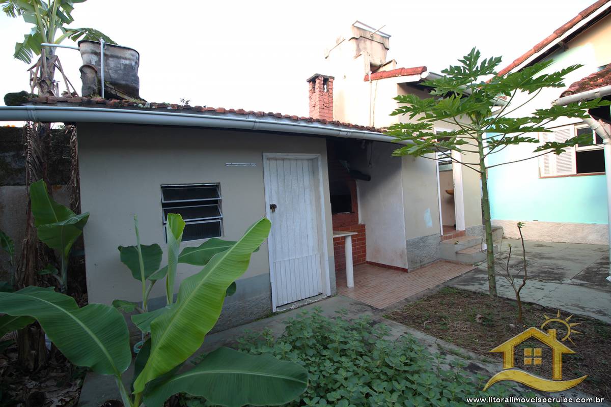 Casa no bairro Belmira Novaes, Lado Linha