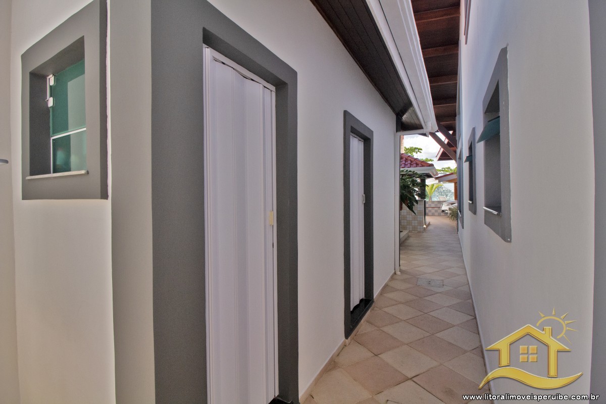 Casa no bairro Stella Maris, Lado Linha
