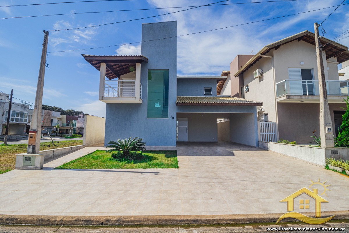 Casa no bairro Bougainvillée IV, Pós Linha