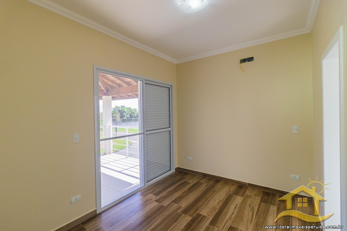 Casa no bairro Bougainvillée IV, Pós Linha