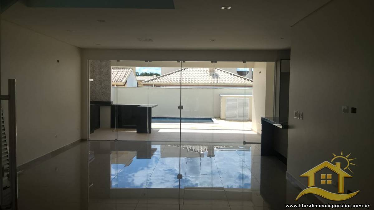 Casa no bairro Residencial Três Marias, Pós Linha
