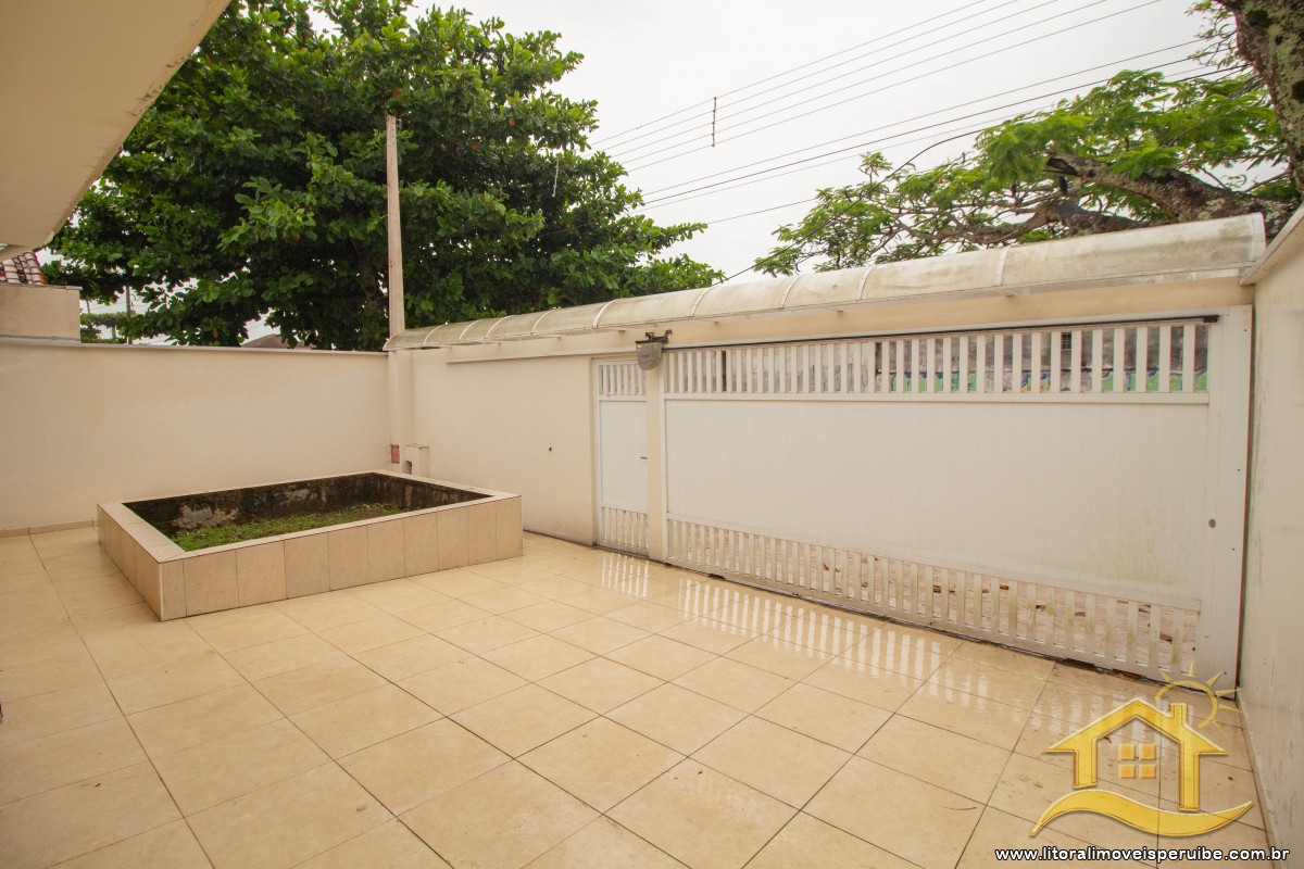 Casa no bairro Jardim Márcia, Lado Linha