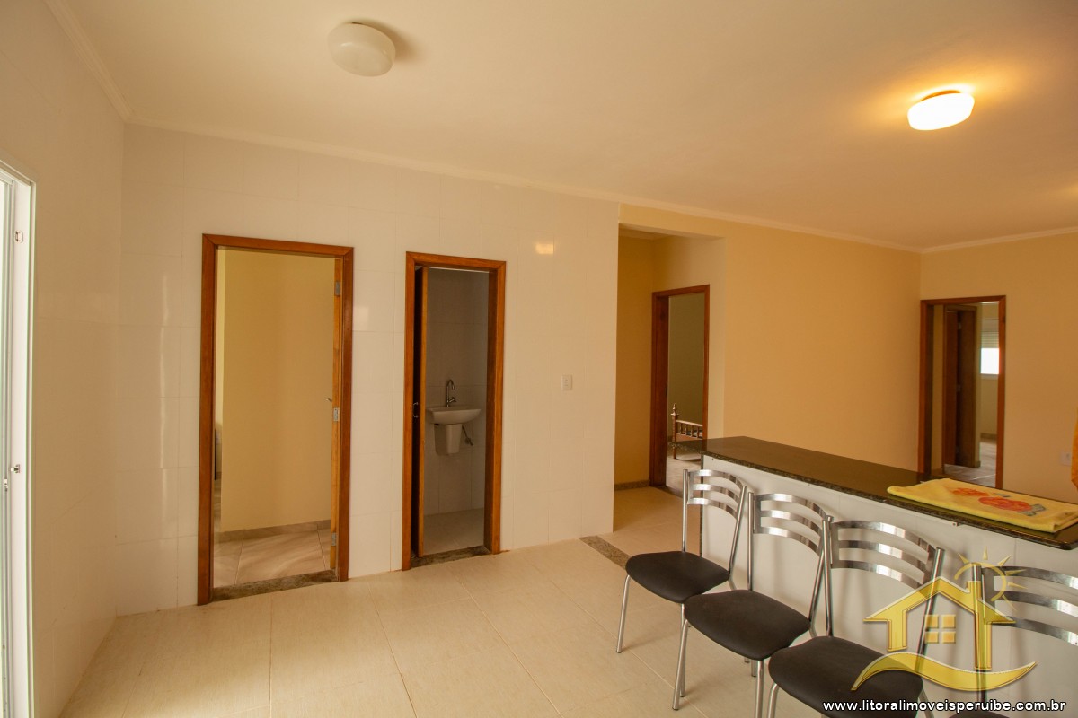 Casa no bairro Jardim Márcia, Lado Linha
