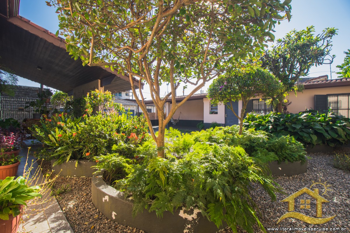 Casa no bairro Estação, Lado Linha