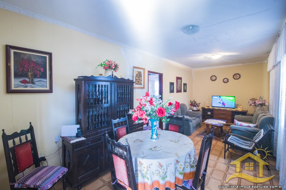 Casa no bairro Estação, Lado Linha