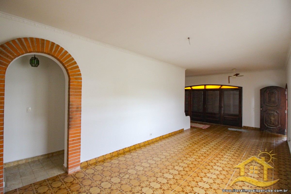 Casa no bairro Stella Maris, Lado Linha
