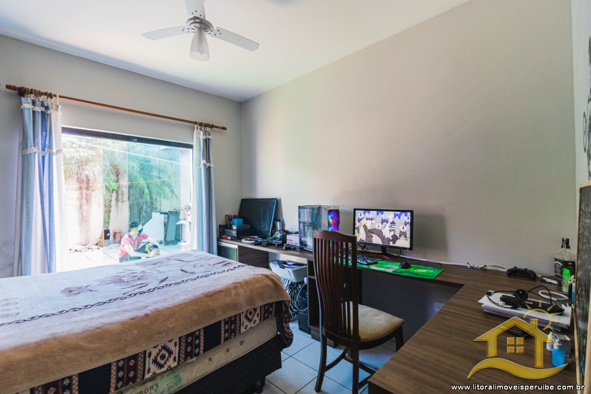 Casa no bairro Jardim Márcia, Lado Linha