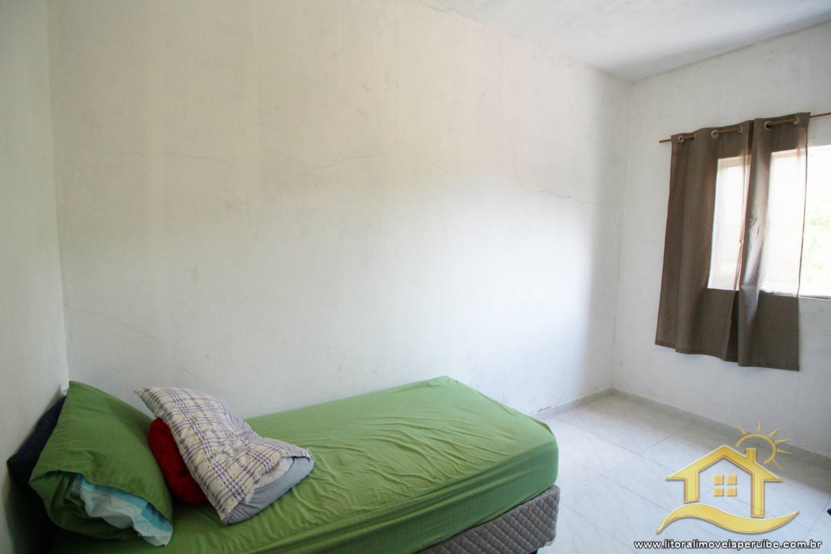 Casa no bairro Centro, Lado Linha