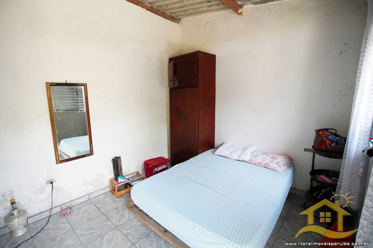 Casa no bairro Centro, Lado Linha