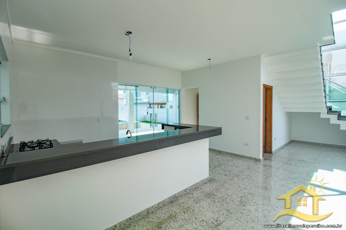 Casa no bairro Bougainvillée IV, Pós Linha