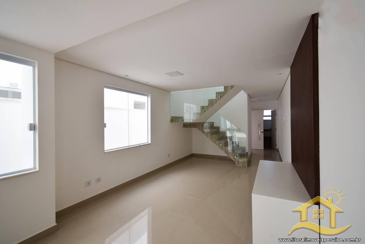 Casa no bairro Centro, Lado Linha