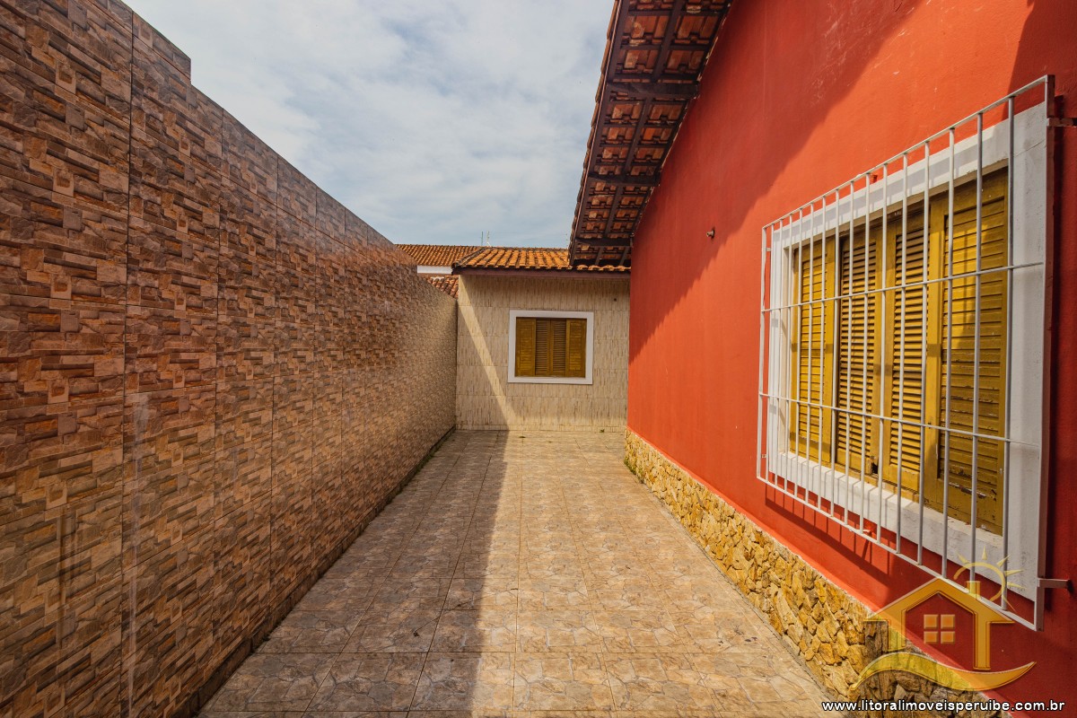 Casa no bairro Oásis, Lado Linha