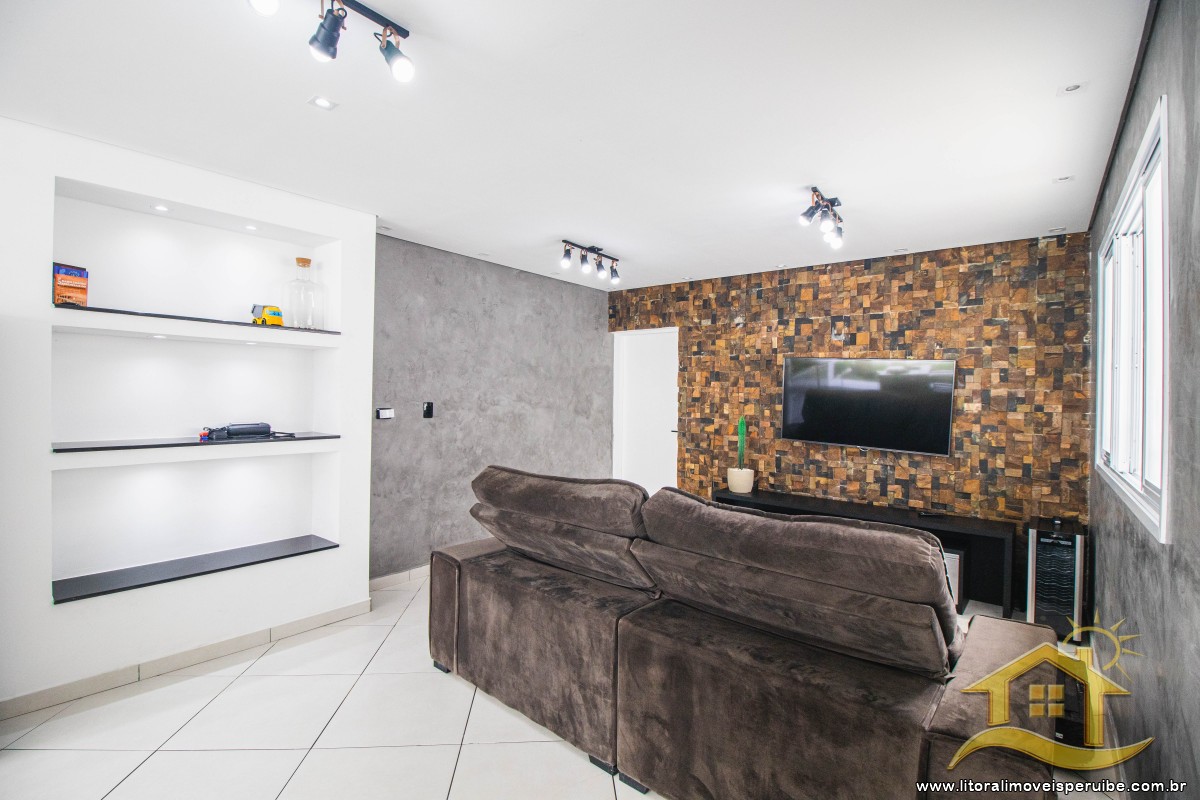 Casa no bairro Centro, Lado Linha