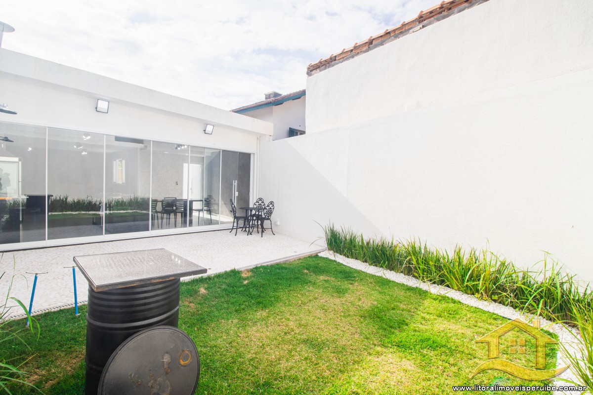 Casa no bairro Centro, Lado Linha