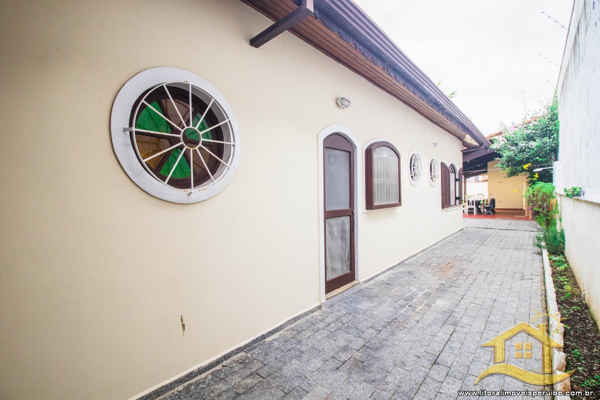 Casa no bairro Três Marias, Lado Linha