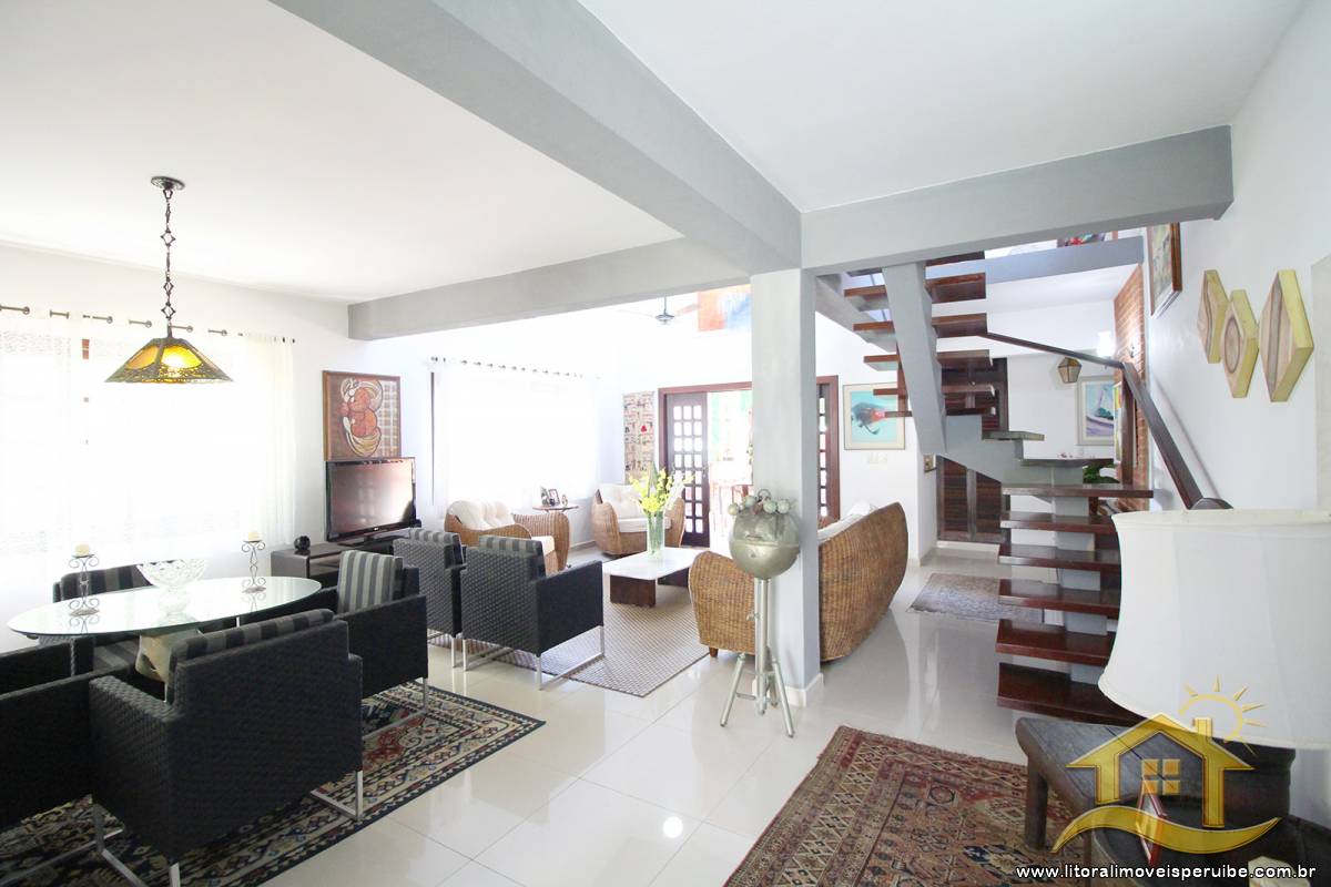 Casa no bairro Bougainvillée II, Lado Linha