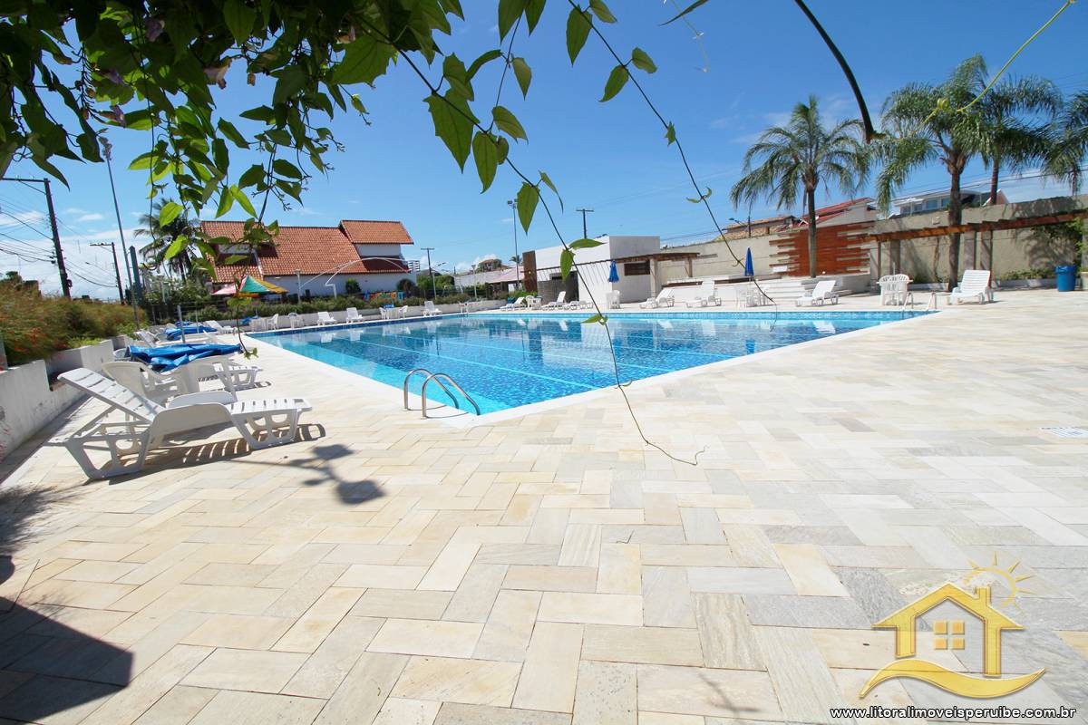 Casa no bairro Bougainvillée II, Lado Linha