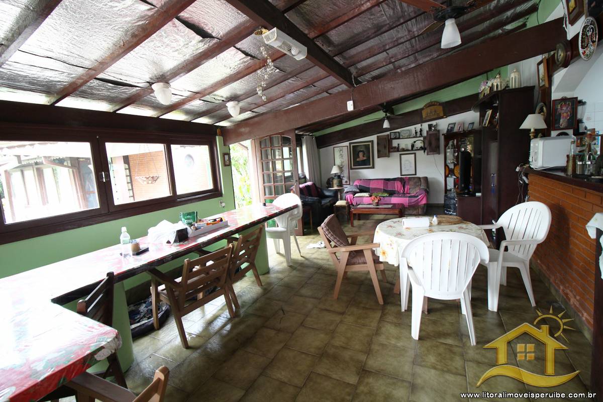 Casa no bairro São João Batista, Lado Praia