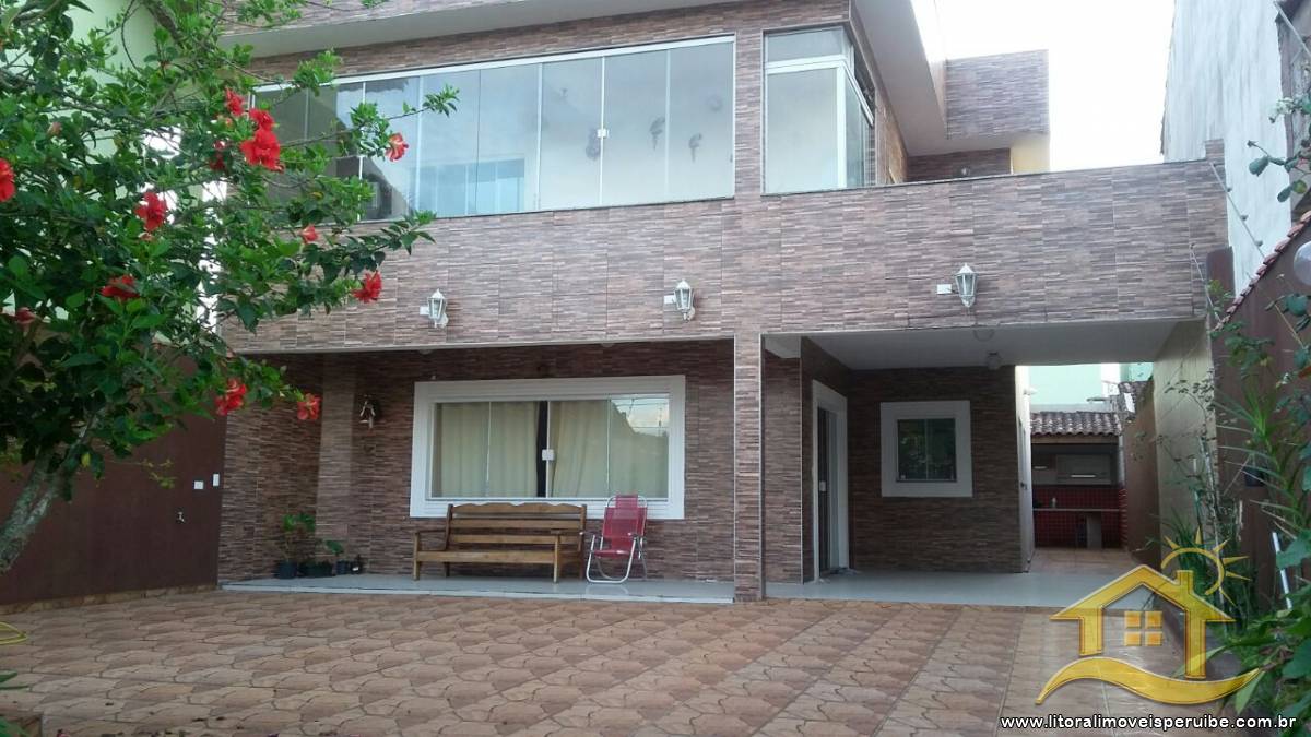 Casa no bairro Belmira Novaes, Lado Praia