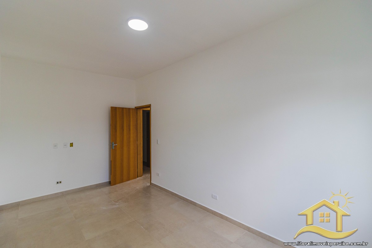 Casa no bairro Flora Rica III, Pós Linha